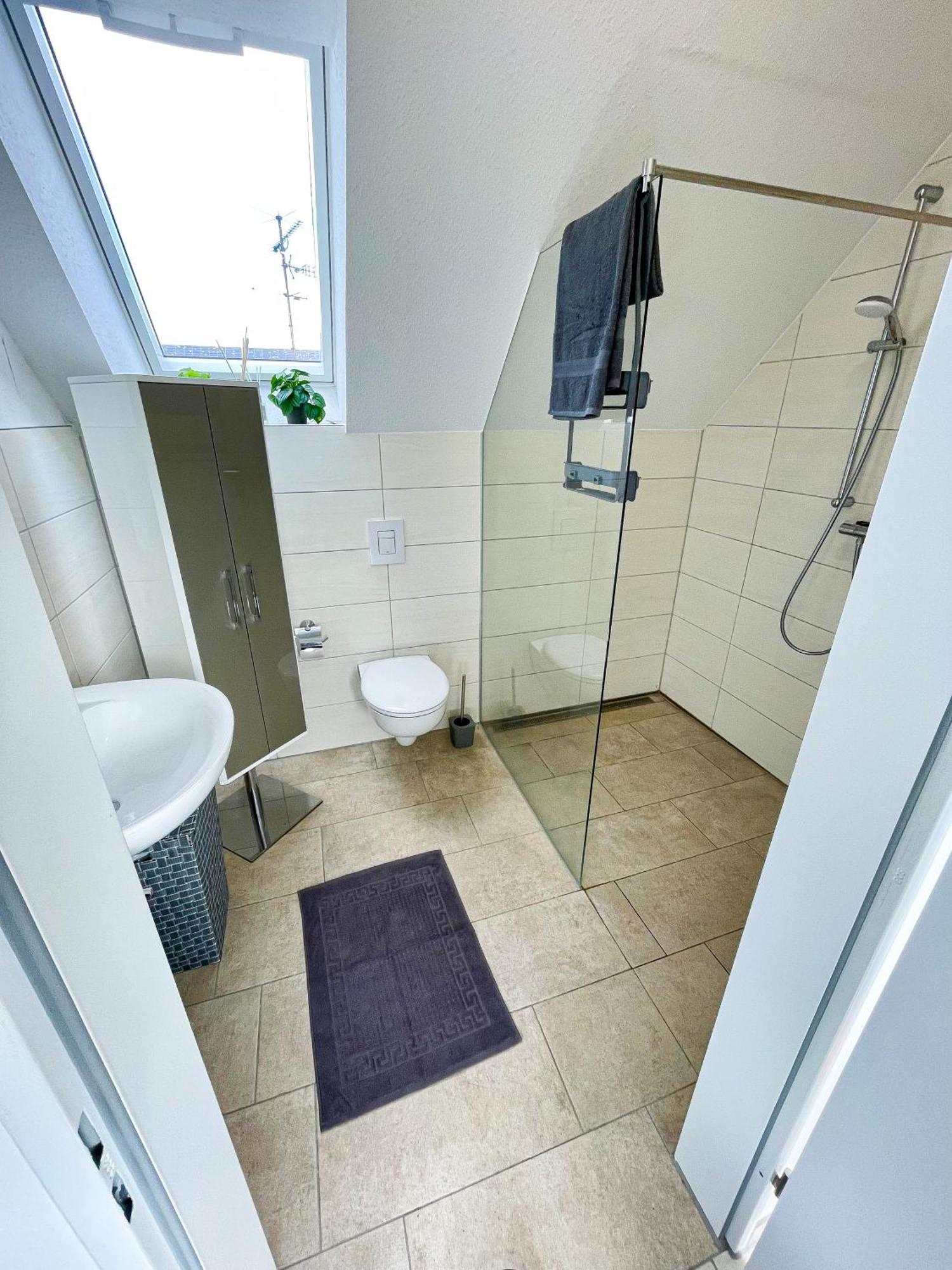 Apartment Ahaus: Stadtoase Mit Terrasse & Privater Garage *