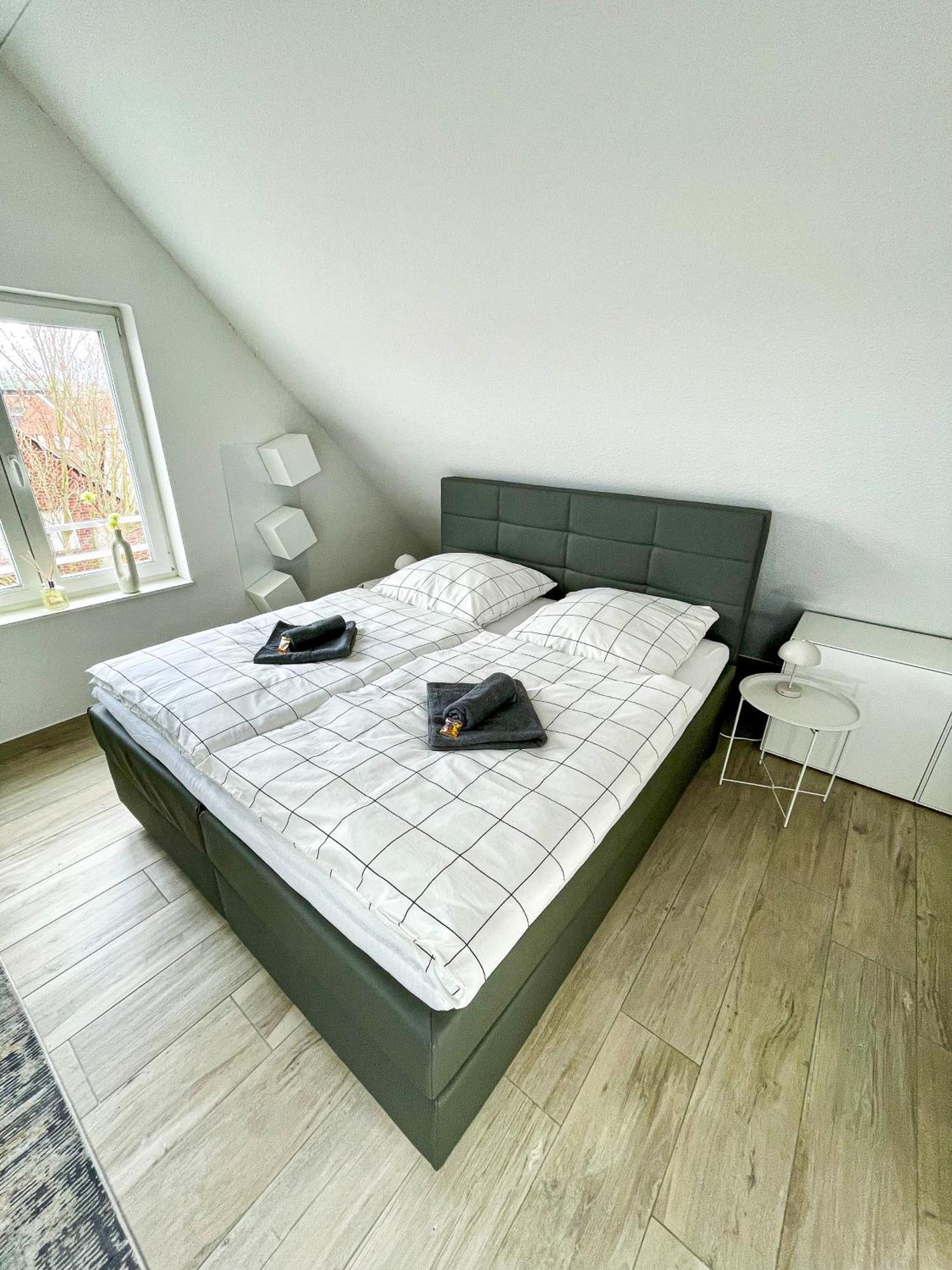 Ahaus: Stadtoase Mit Terrasse & Privater Garage Apartment Ahaus